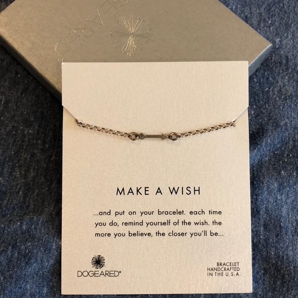 Dogeared Make A Wish Arrow Bracelet - Picture 1 of 3